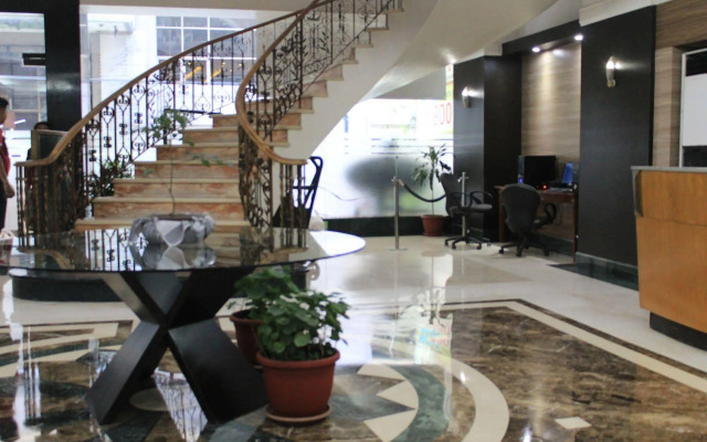Executive Hotel