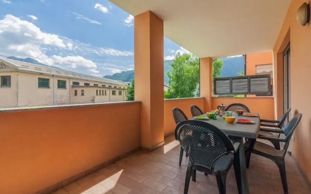 Sunflowers Home in Mandello del Lario