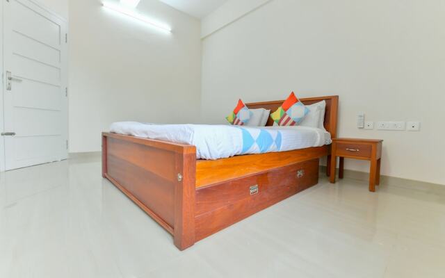 OYO 18602 Home Spacious Stay Near Lulu Mall