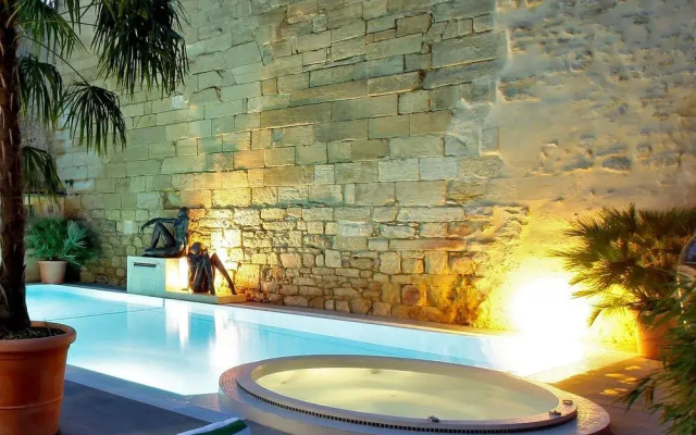 Plaza Madeleine Hotel & Spa