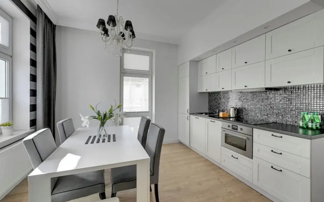 Glamour by Grand Apartments
