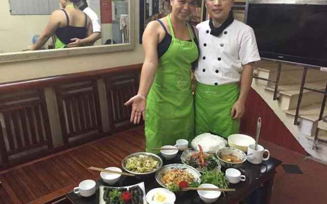 Vietnam Apple Travel Homestay