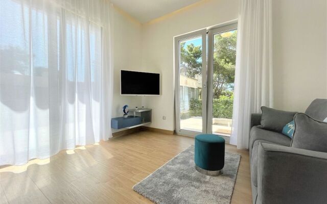 Beach Residences Caroline