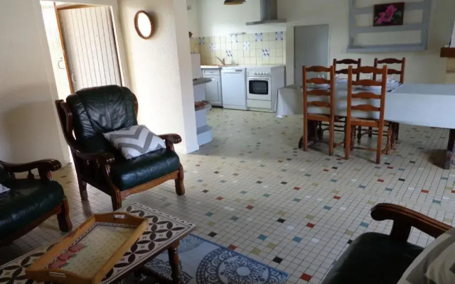 Gîte Jouy-le-Potier, 3 pièces, 4 personnes - FR-1-590-54