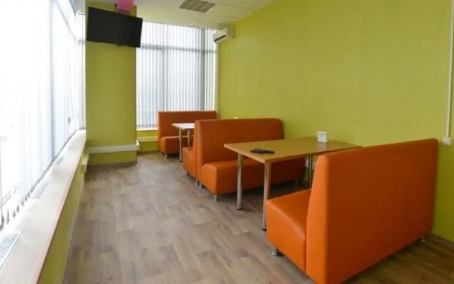 на Бутлерова