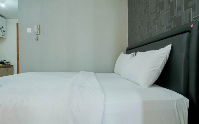Simply Modern Studio Apartment at Centro City Residence