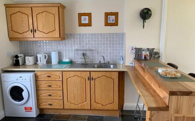 Cut Limestone Apartment Riverside Lodge