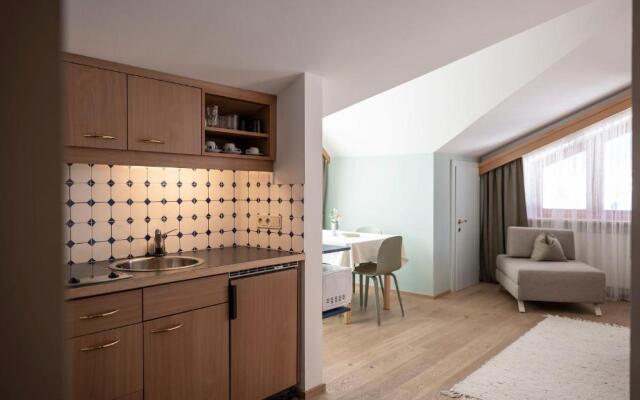 Residence Koenigswarte - Strata