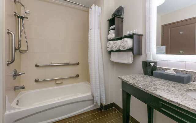 La Quinta Inn & Suites by Wyndham Clinton Historic Route 66