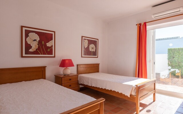2 Bedroom Luxury Home With Pool in Patroves