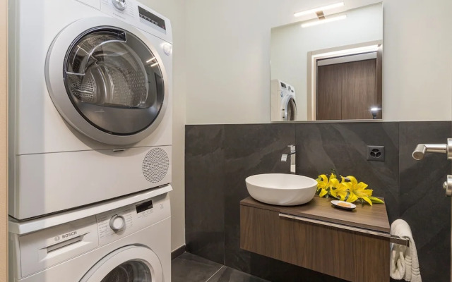 Icon H 603 Suite Executive