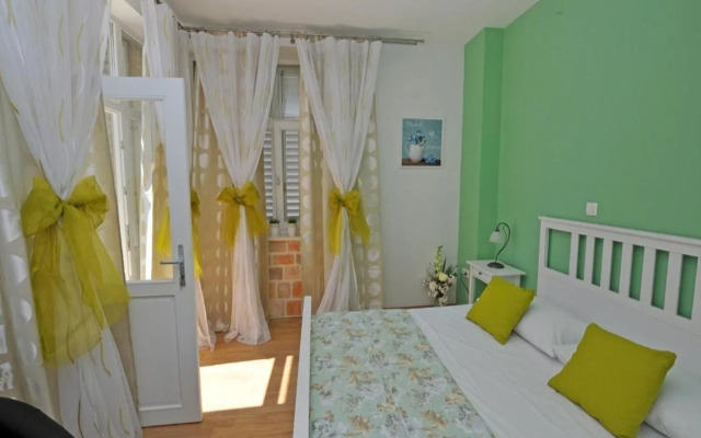 Nirvana Luxury Rooms