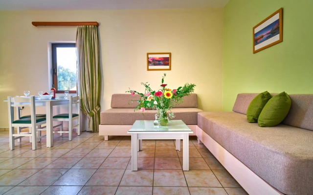Nanakis Beach Hotel