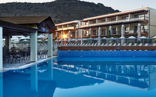 Island Blue Hotel