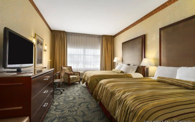 Poco Inn and Suites Hotel & Conference Centre