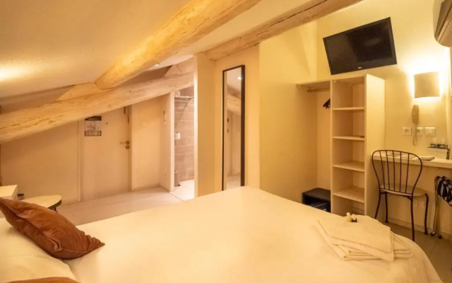 Altera Roma Hotel
