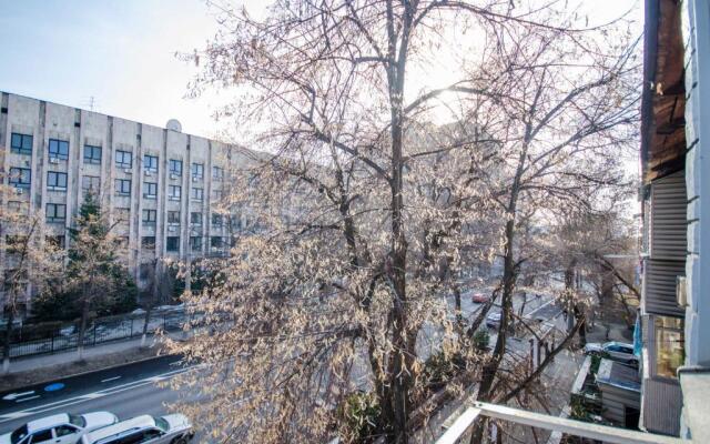 Apartments on Shevchenko 75