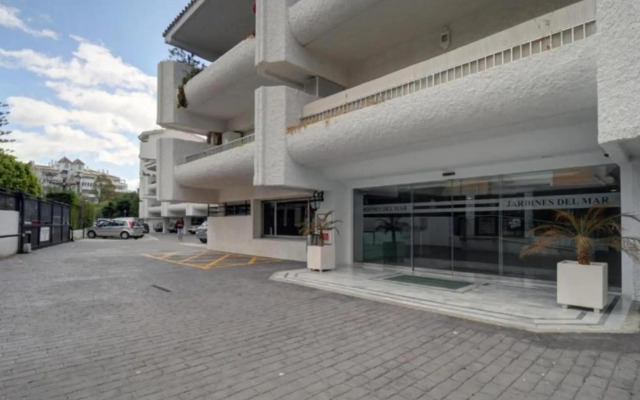 Luminoso apartamento en segunda línea playa 438