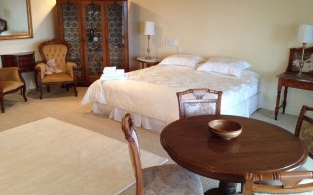Highwood Park B&B Guest Lodge