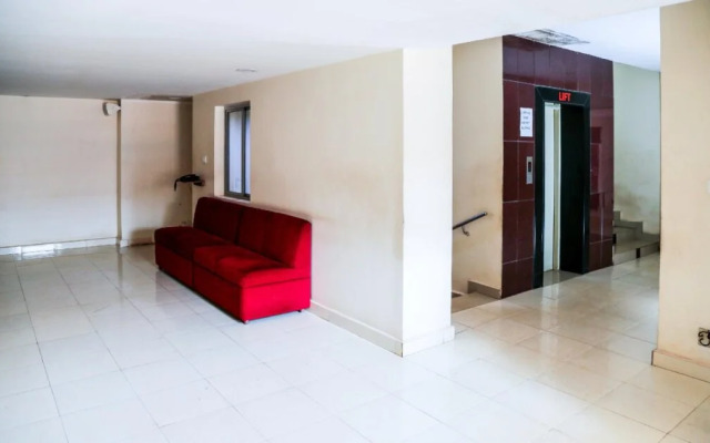 Mother Palace by OYO Rooms