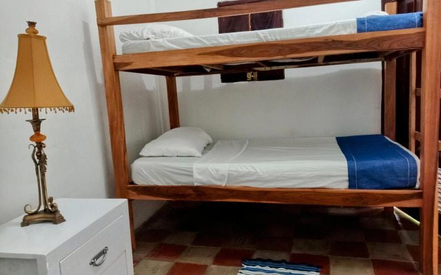 Casa Yoly Hostel Granada