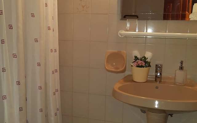 Georgia Old Town Apartments