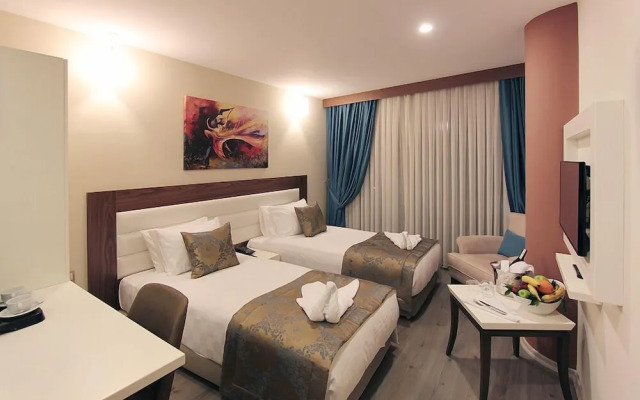 Forum Suite Hotel