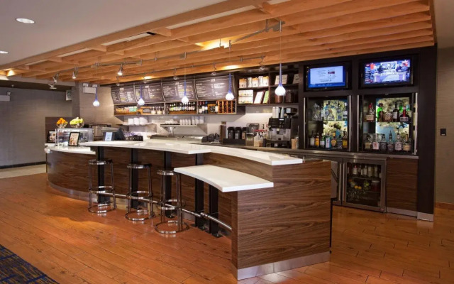 Courtyard by Marriott Fayetteville