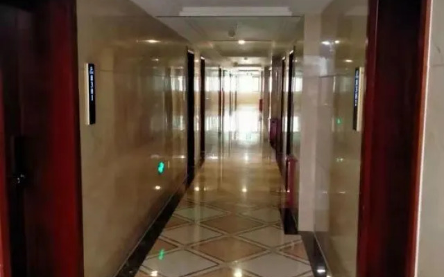 Zhenxing Hotel