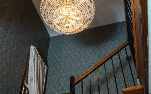 Graham-Carroll House Bed & Breakfast