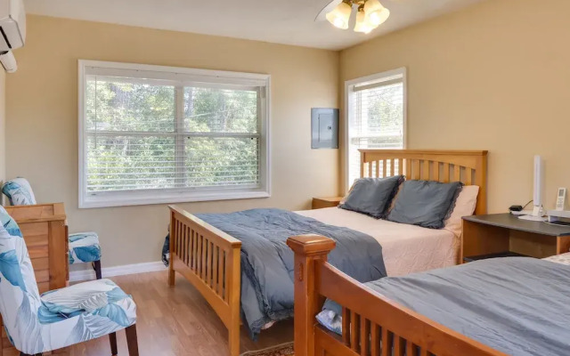 Sunny Florida Getaway w/ Patio, Near Disney World!