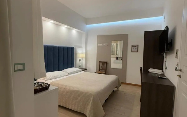 Hotel Tysandros