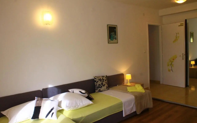 Studio Apartments Buki