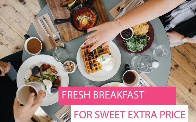 Stunning 6 Bedroom Villa Only 400m to the Beach