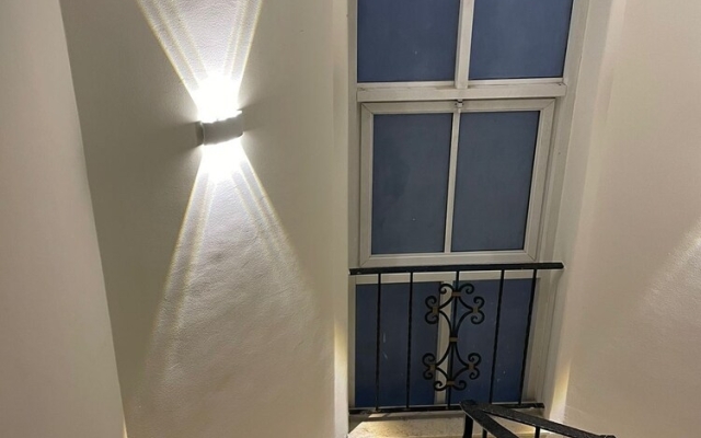 Beverly standalone villa with garden