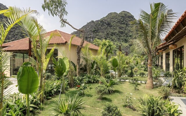 Scenic Mountain Ecolodge Ninh Binh