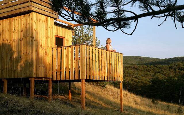 Terre des Baronnies. Cabanes