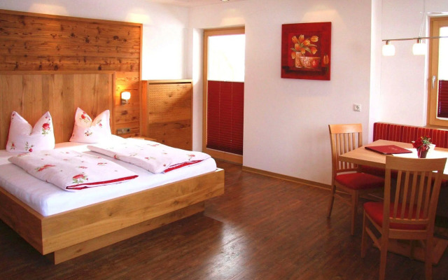 Hotel Alpina