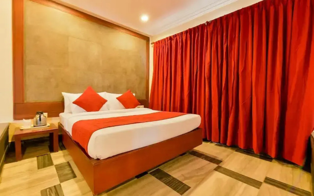 Hotel Woodlands by OYO Rooms