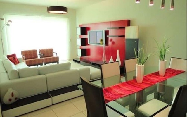 Unlimited Luxury Villas - Playa Royale Condo