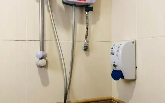 3 Rooms Apt @ Crown Imperial Court