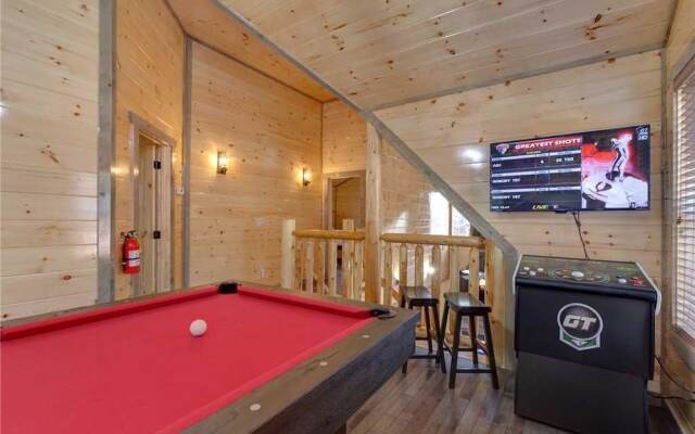 Mirror Pond - Four Bedroom Cabin