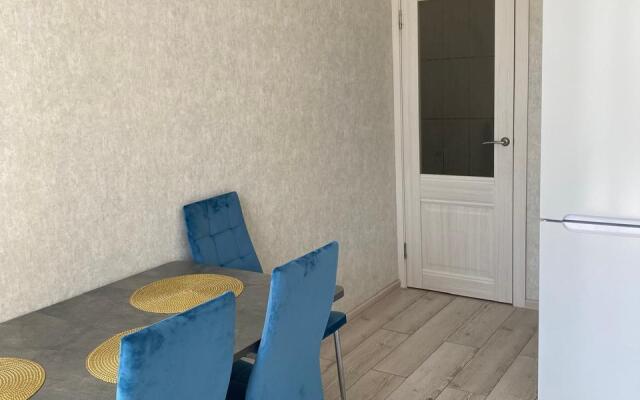 Апартаменты на улице Олега Анофриева 1 к9