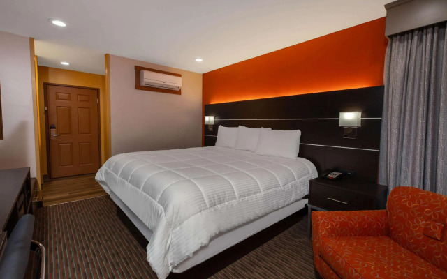 Hotel Vinea, a Travelodge by Wyndham