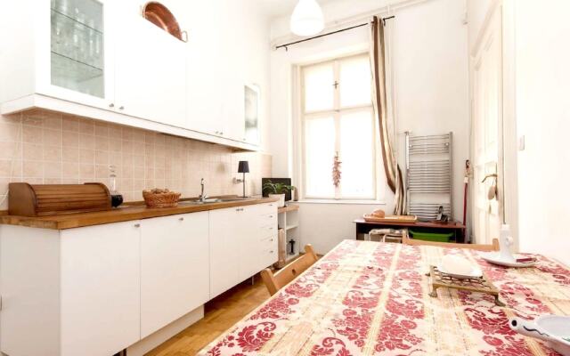 Apartment With 3 Bedrooms in Budapest, With Wonderful City View, Terra