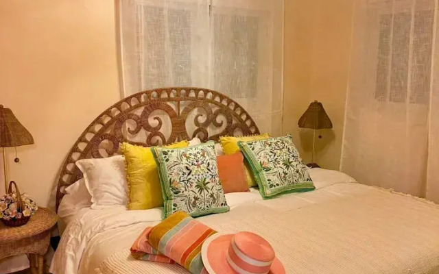 4 Bedroom Studio Luxury Suite