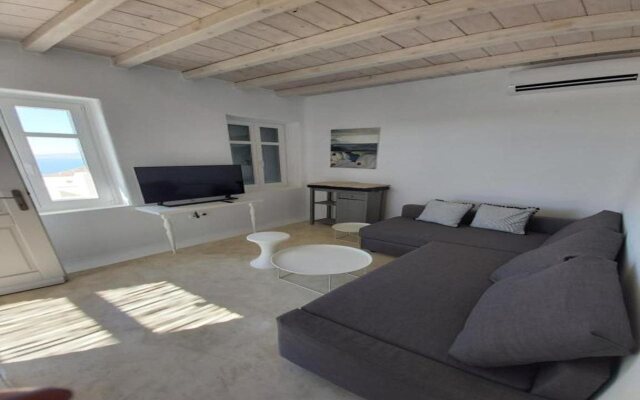 White Rock Suites & Villas
