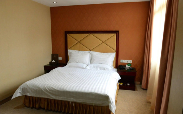 Xinghe Taixiang Hotel (Zhanqian Road Branch)