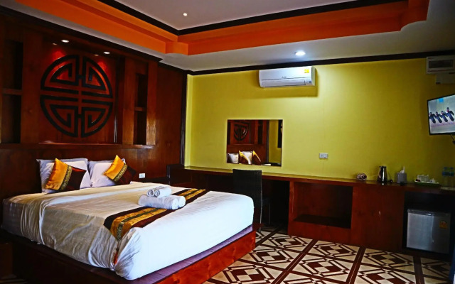 Chasa Rakthai Resort