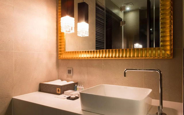 Hotel the Designers Seoul Station